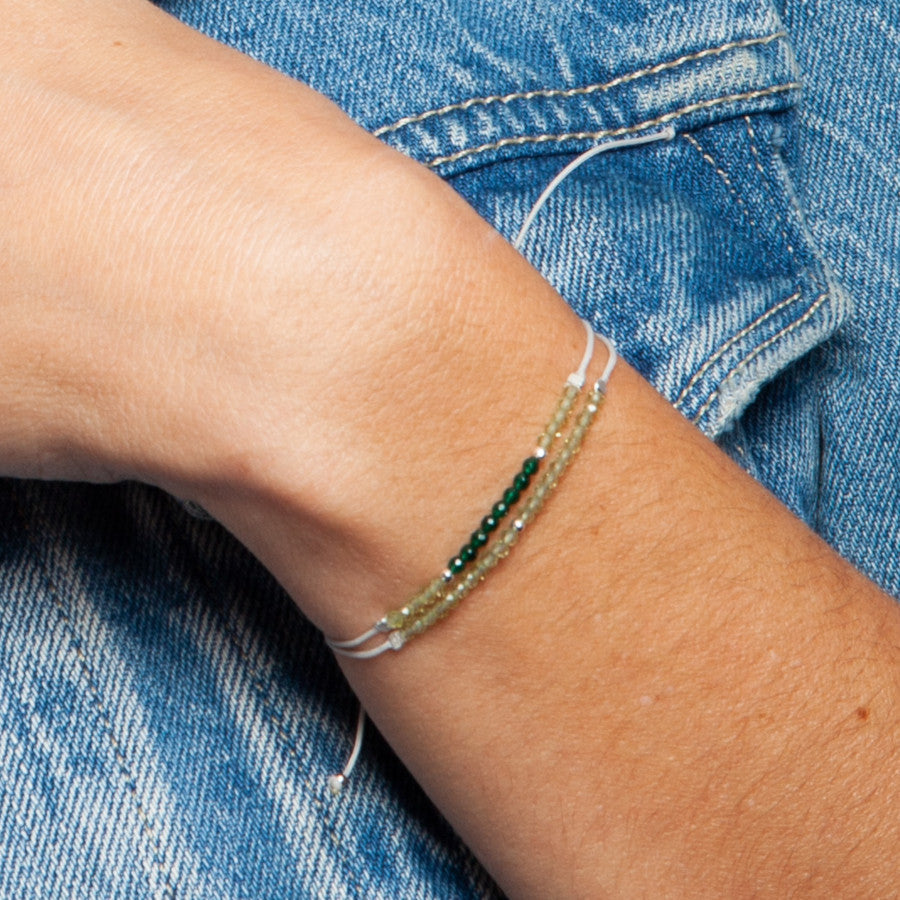 PULSERA DE PERIDOTOS Y TSAVORITAS