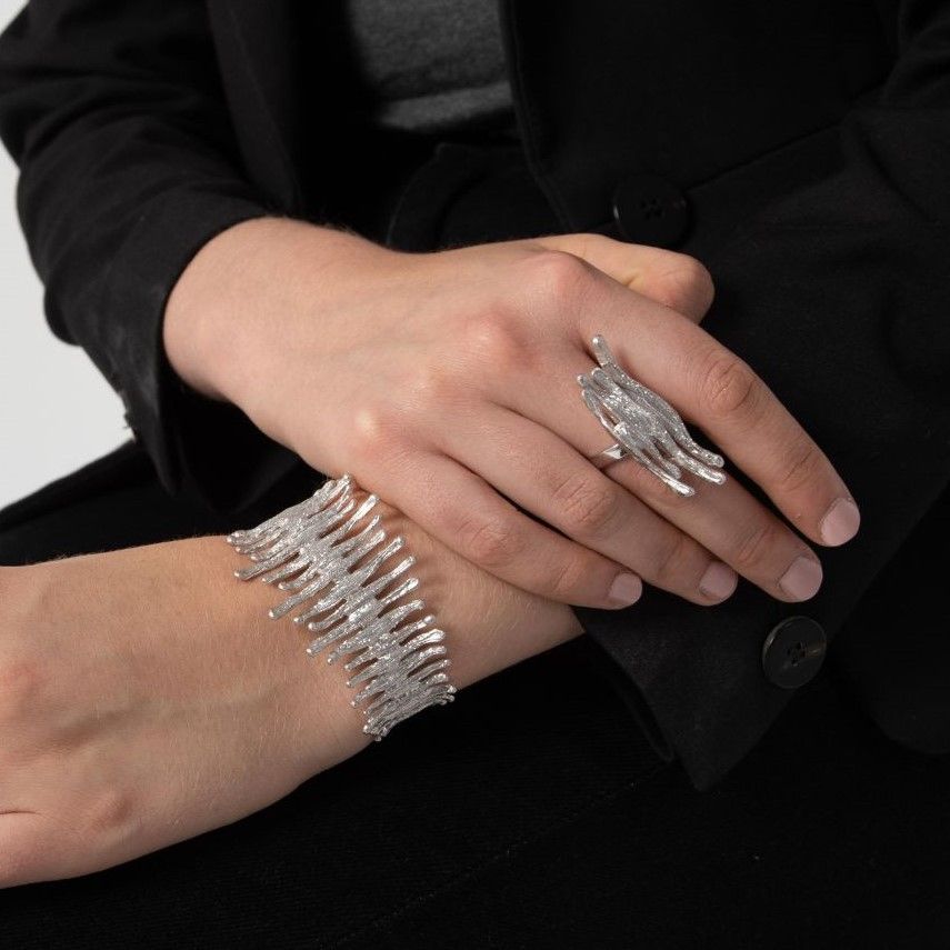 PULSERA RIGIDA SELVA