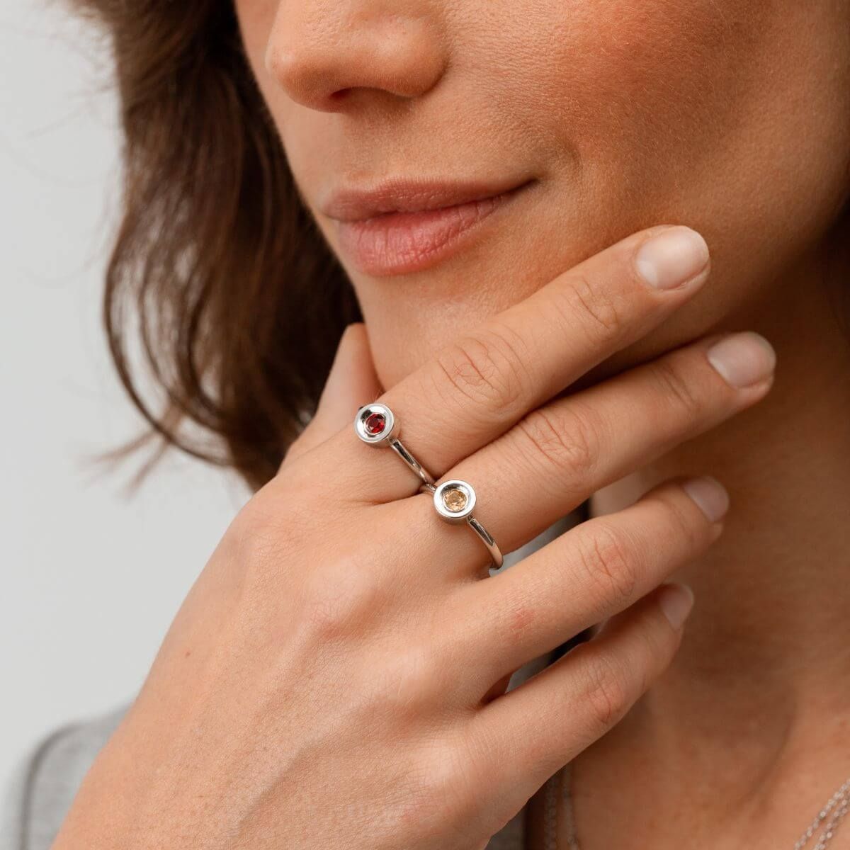 ANILLO PLATA Y GRANATE NATURAL