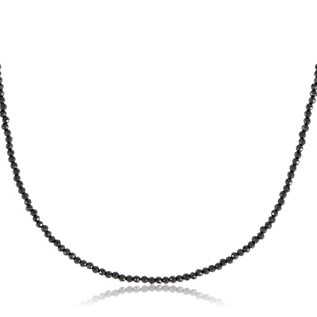 COLLAR LARGO ESPINELA NEGRA CON CIERRE DE PLATA